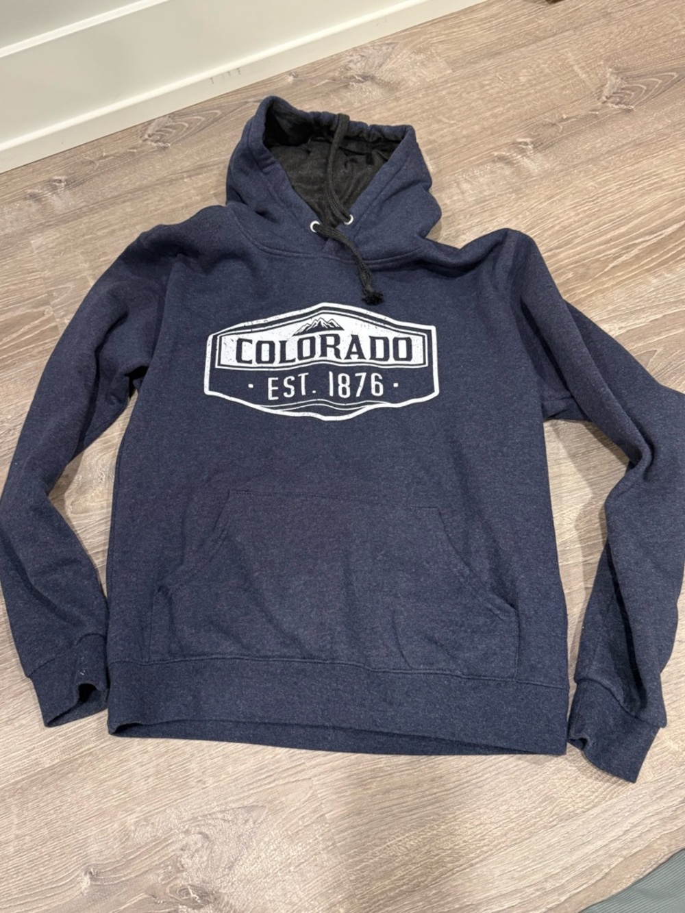 Colorado Graphic Hoodie in Navy Blue